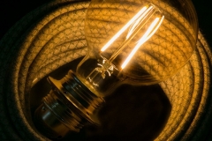 lampadina-dorata-led-globo-g95-filamento-lungo-4w-e27-decorativa-vintage-2000k2