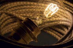 lampadina-led-goccia-a60-spirale-trasparente-3w-e27-dimmerabile-2200k-filamento-curvo[2]